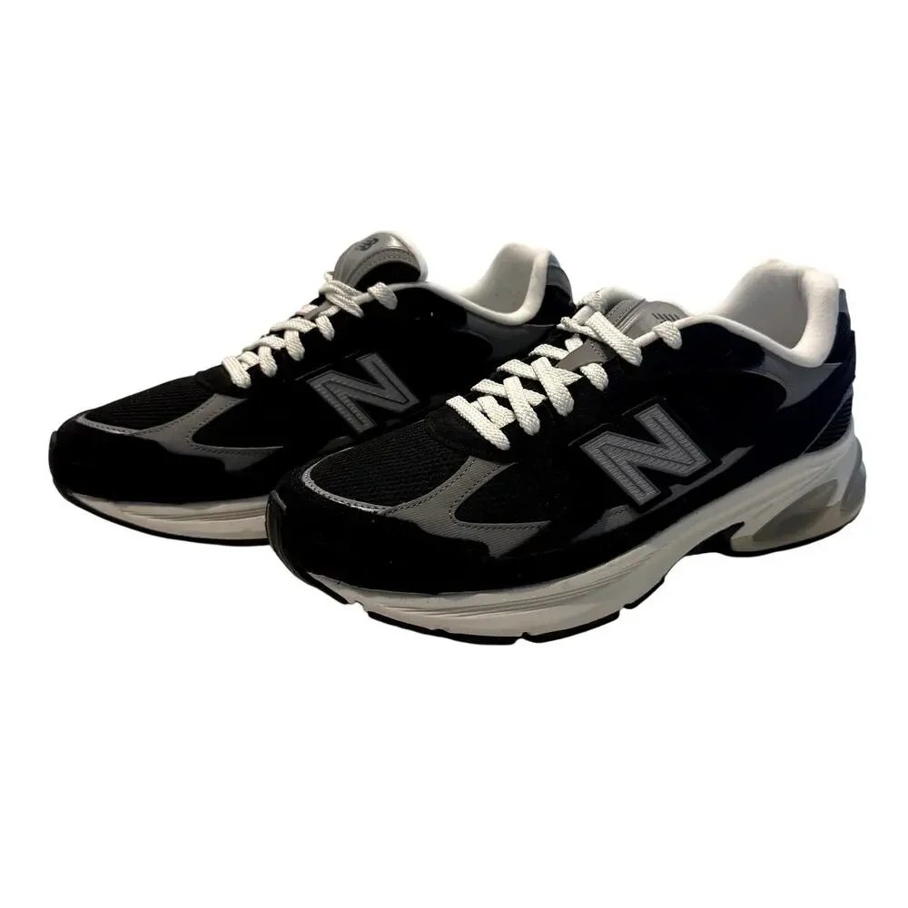 New Balance 2010 in Black Shadow Grey, Size 11